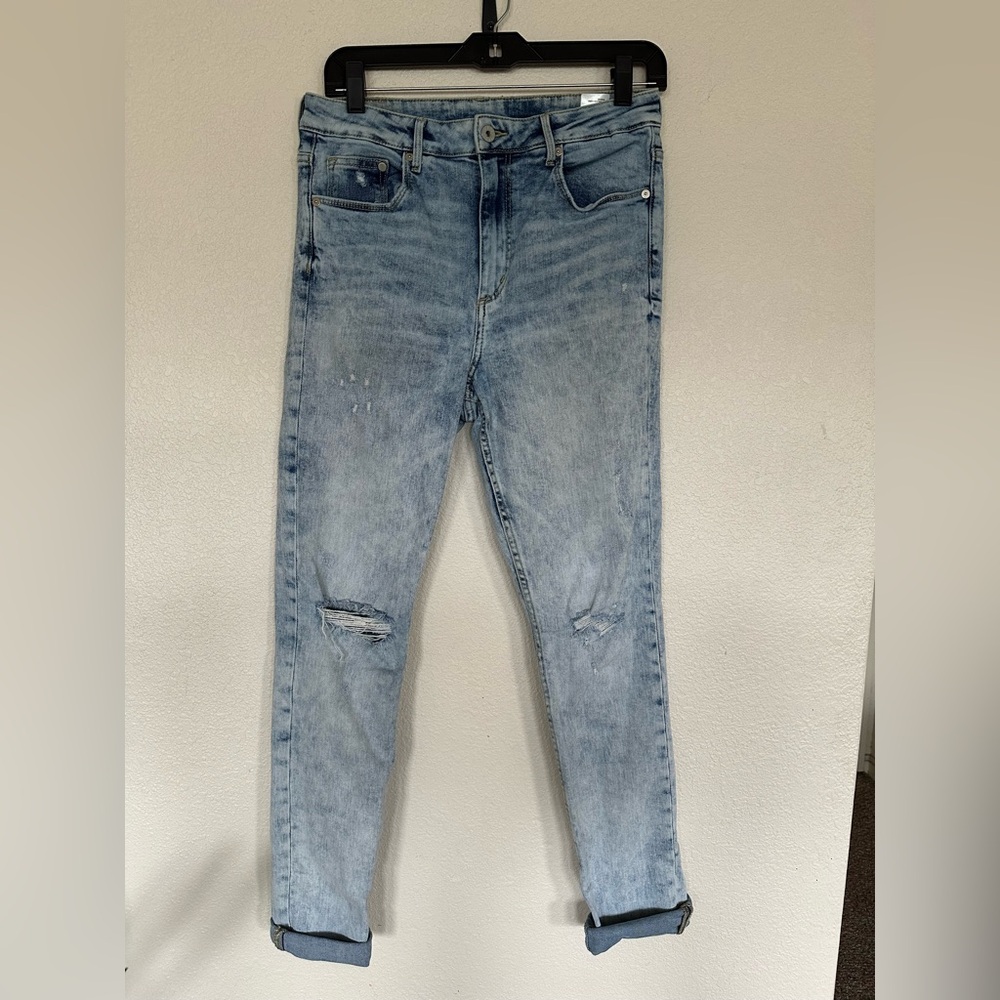 H&M Distressed Skinny High Waist Denim - Size 31/32